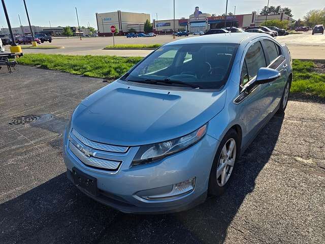 2013 CHEVROLET Volt