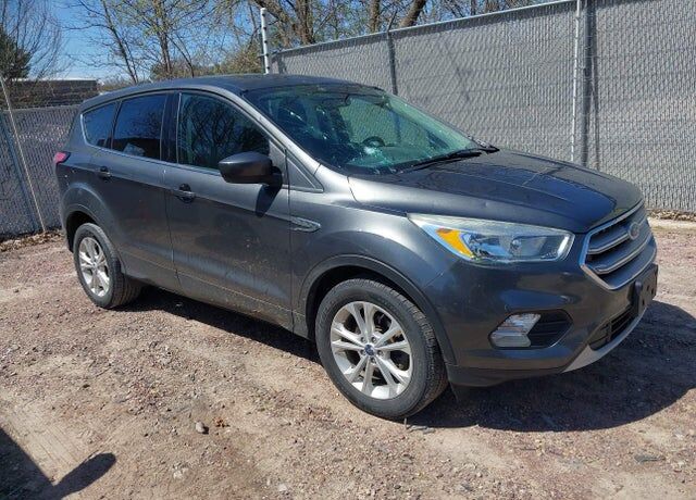 2017 FORD Escape