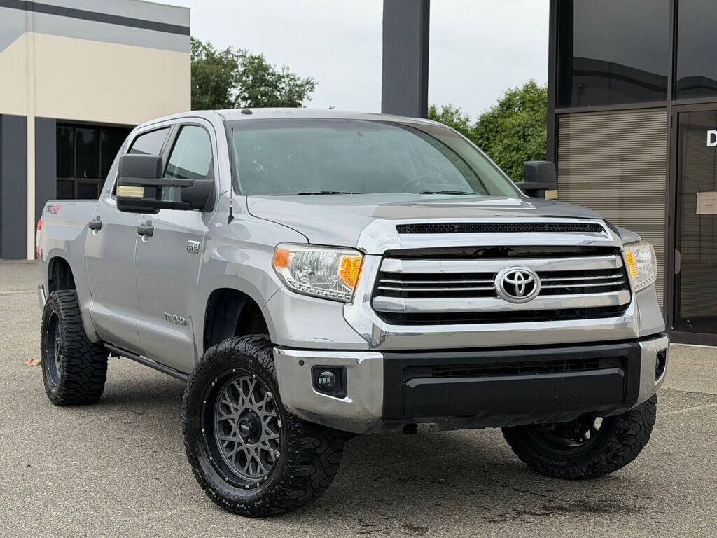 2016 TOYOTA Tundra
