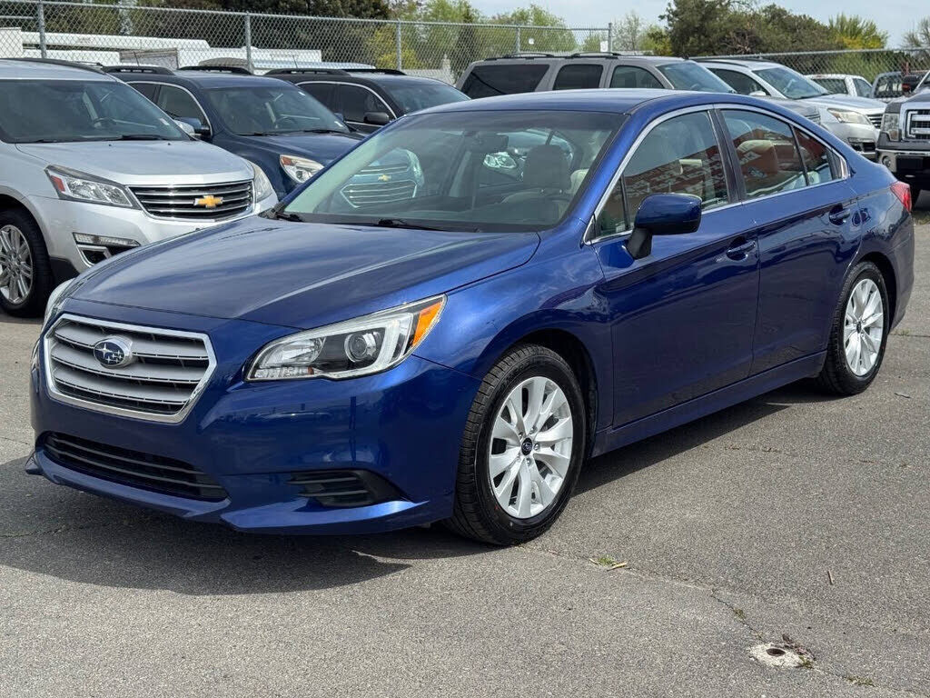 2017 SUBARU Legacy