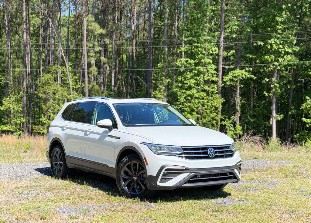 2022 VOLKSWAGEN Tiguan