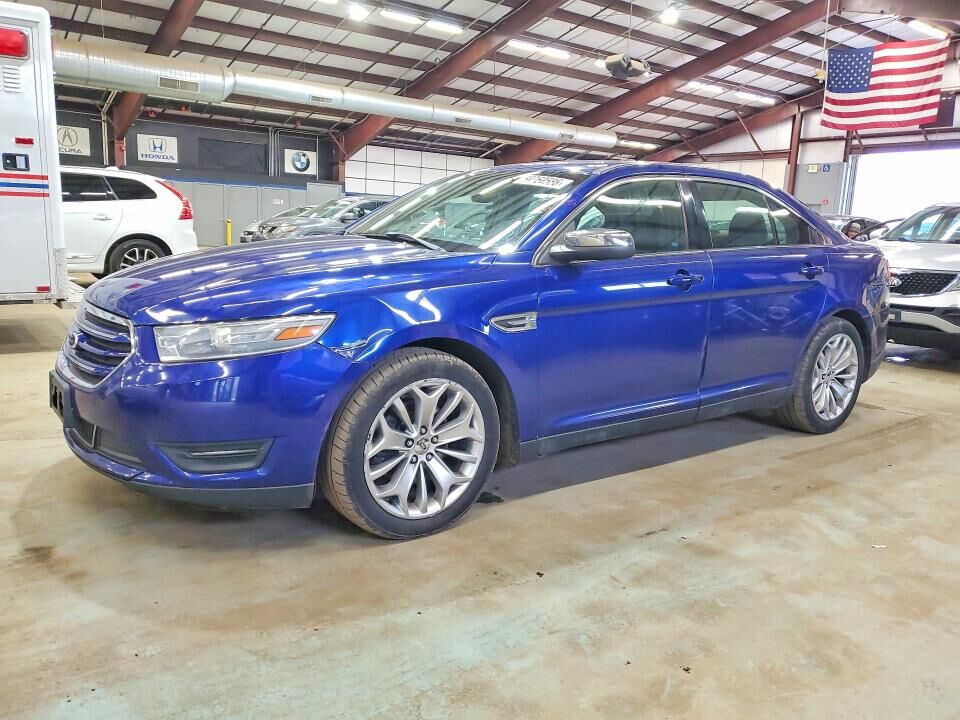 2013 FORD Taurus