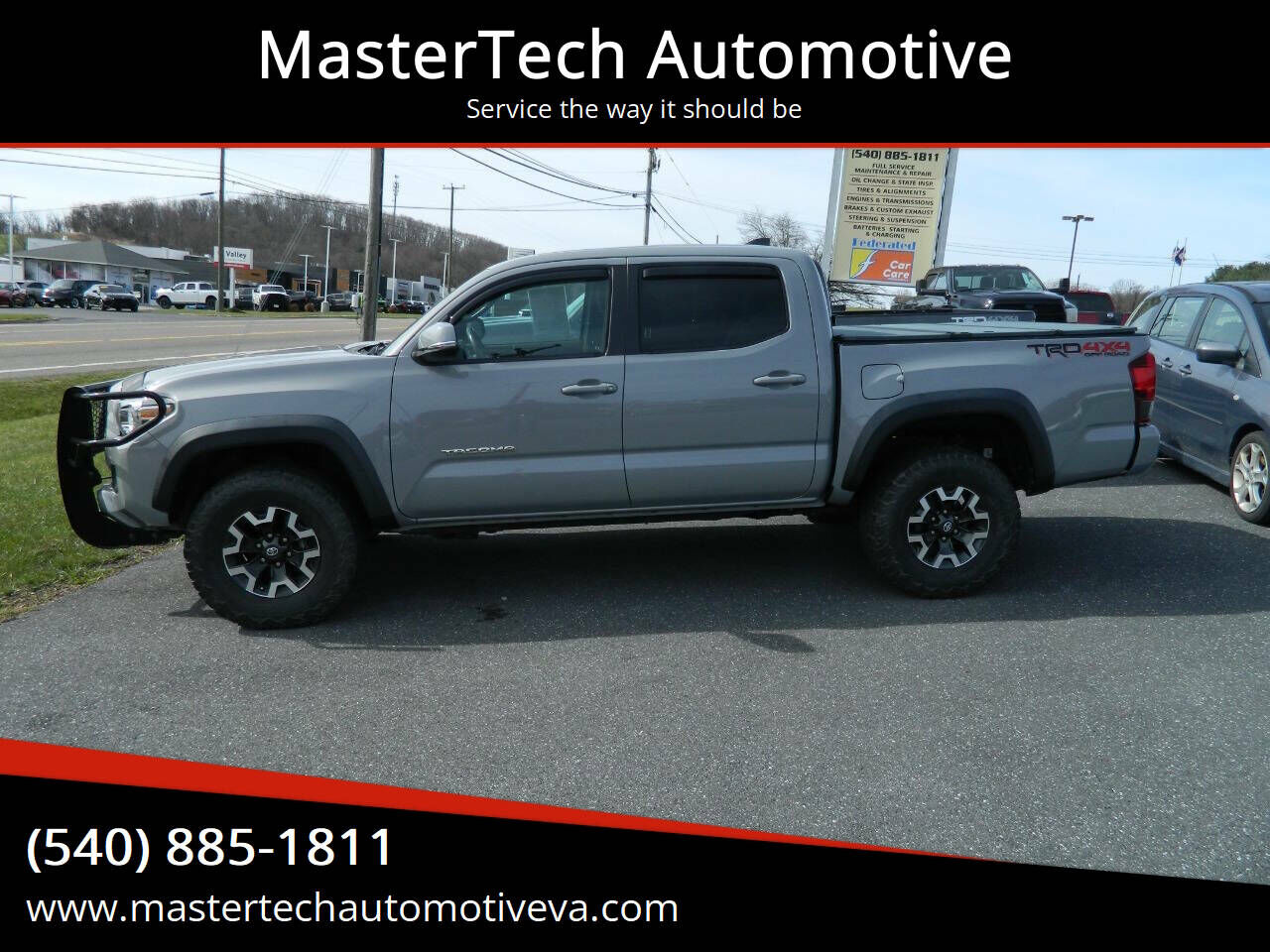 2019 TOYOTA Tacoma