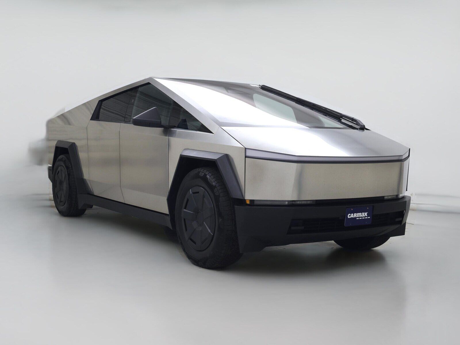 2025 TESLA Cybertruck