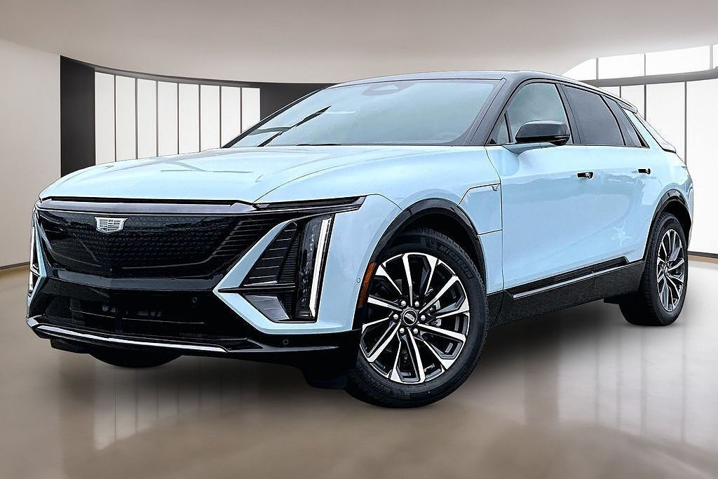 2026 CADILLAC Lyriq