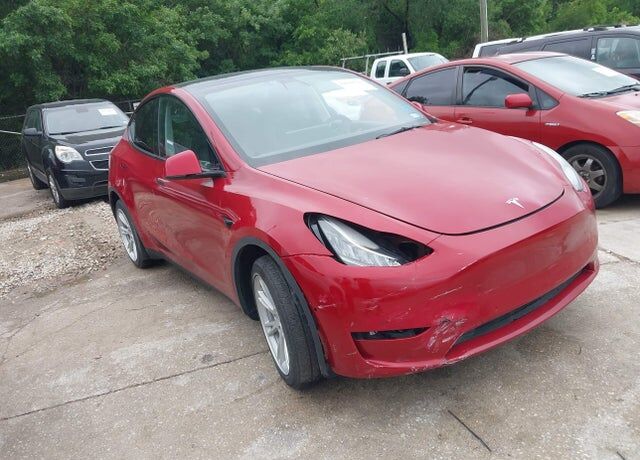 2022 TESLA Model Y