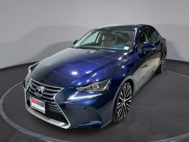 2017 LEXUS IS