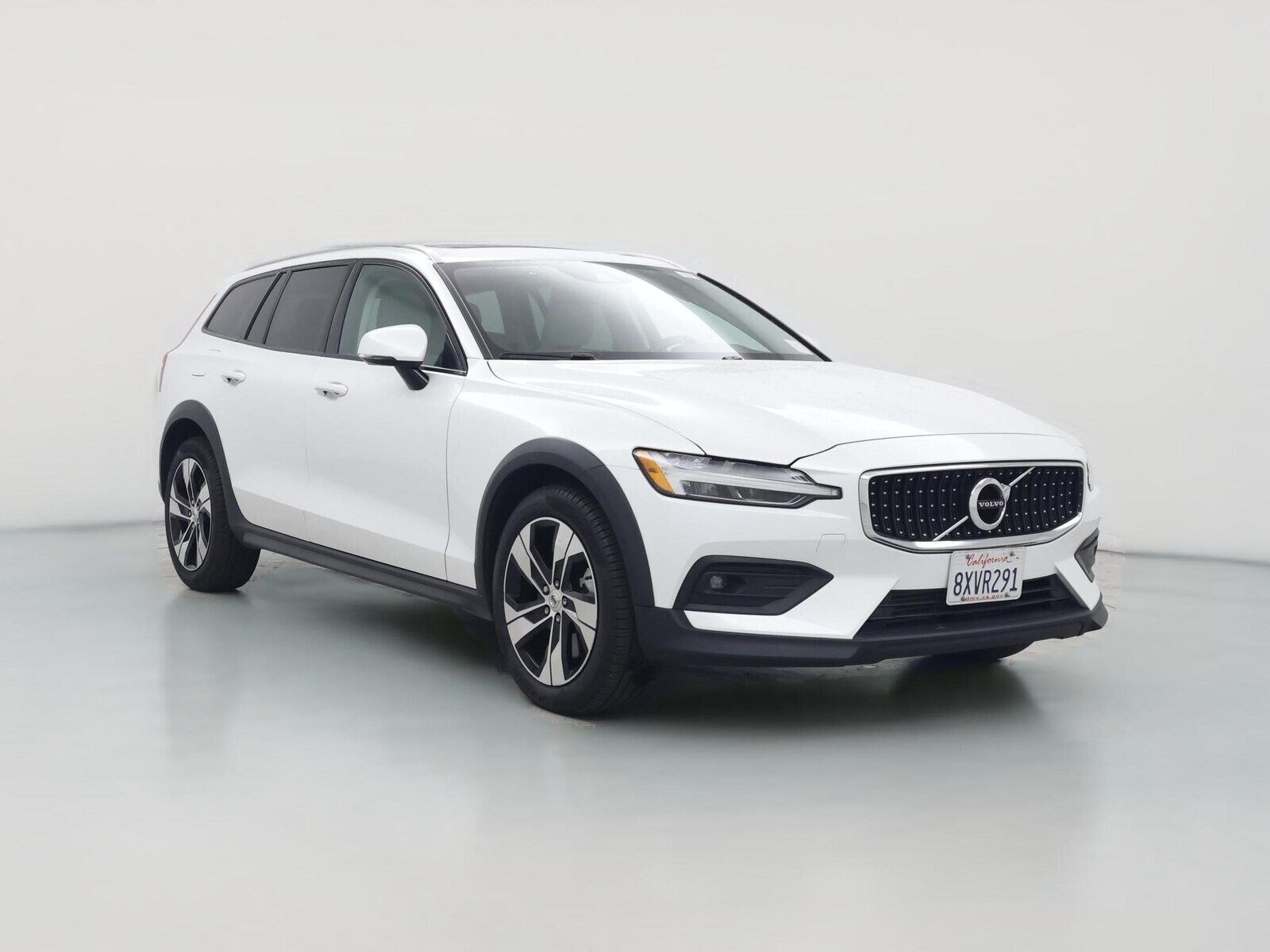 2021 VOLVO V60CC