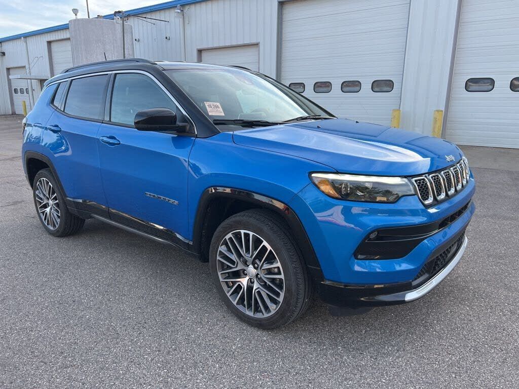 2023 JEEP Compass