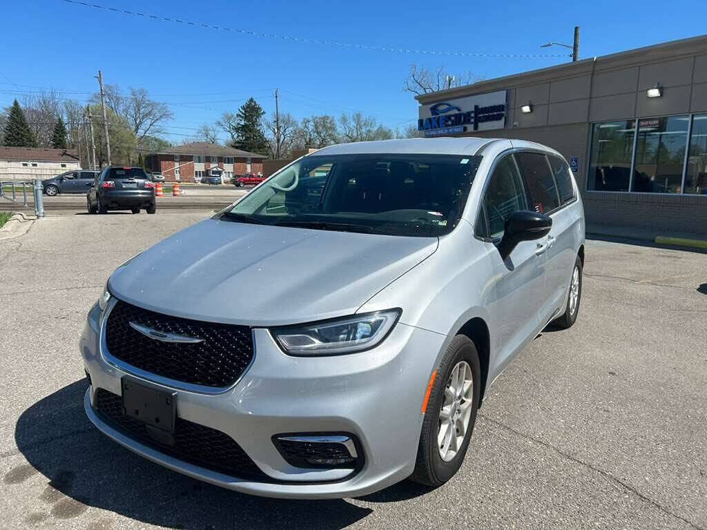 2024 CHRYSLER Pacifica