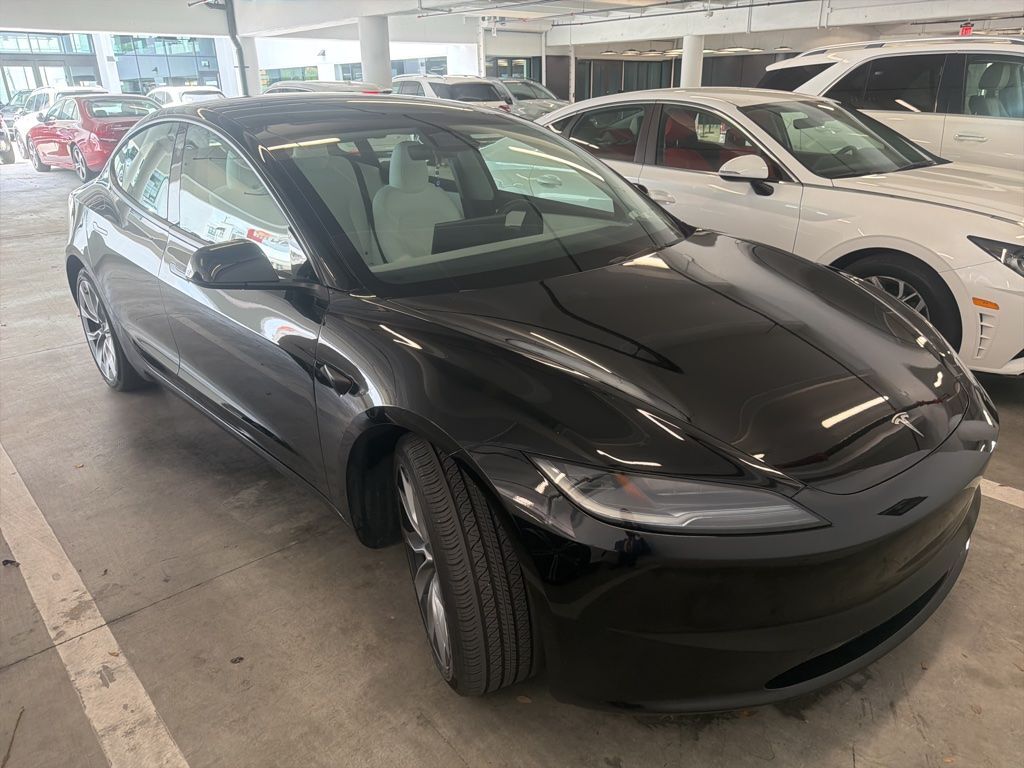 2024 TESLA Model 3
