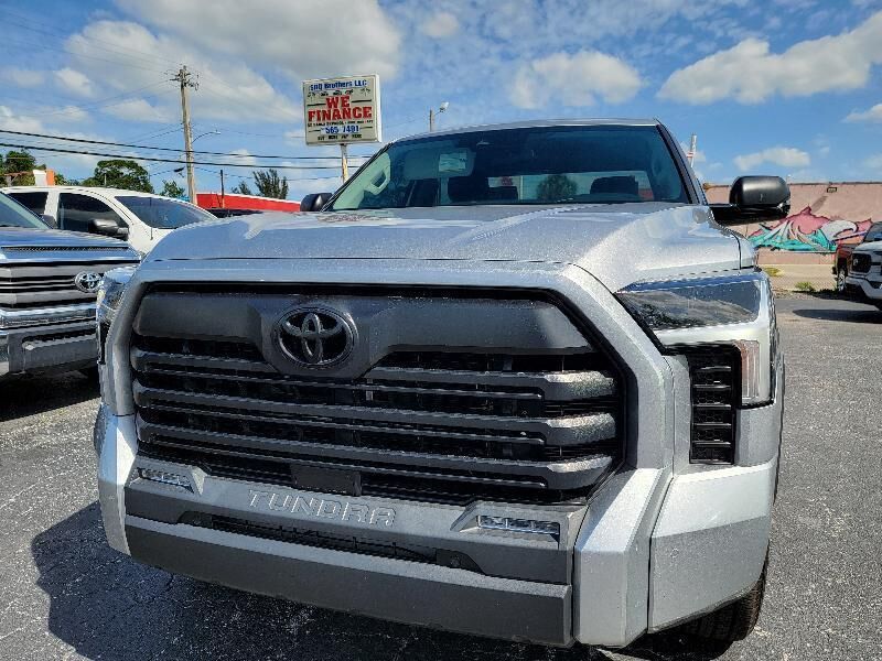 2024 TOYOTA Tundra