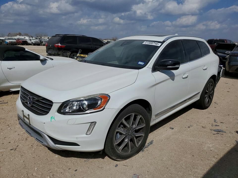 2017 VOLVO XC60