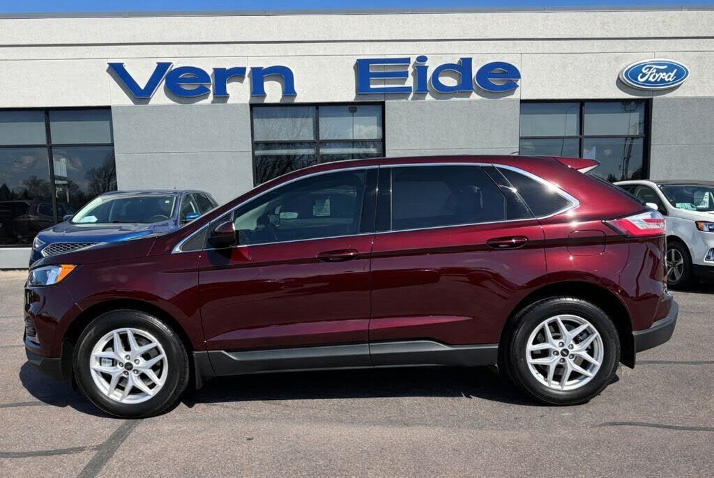 2024 FORD Edge
