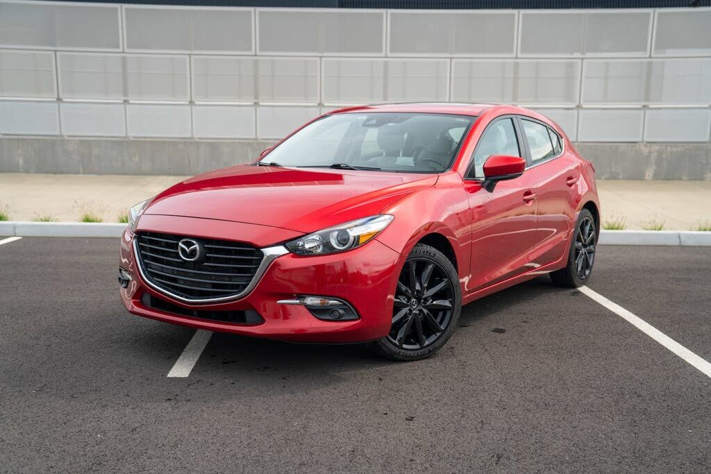 2017 MAZDA Mazda3