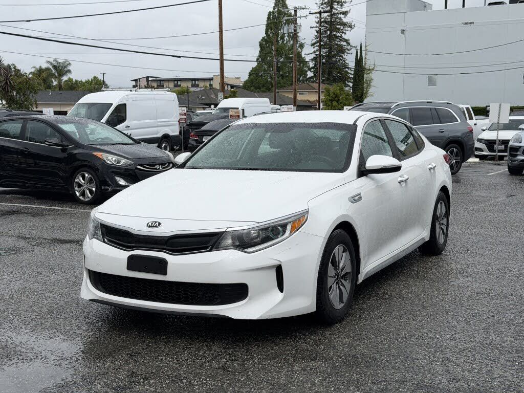 2017 KIA Optima