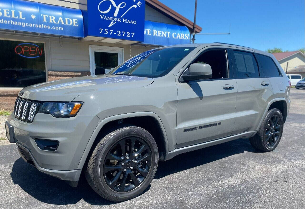 2022 JEEP Grand Cherokee