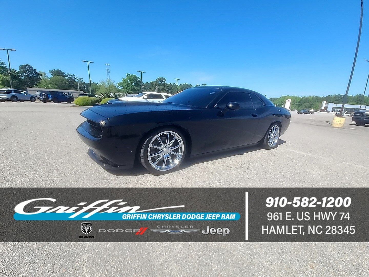 2017 DODGE Challenger