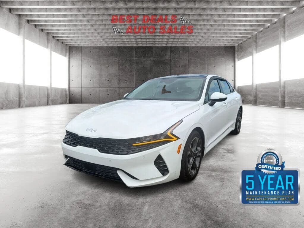 2022 KIA K5