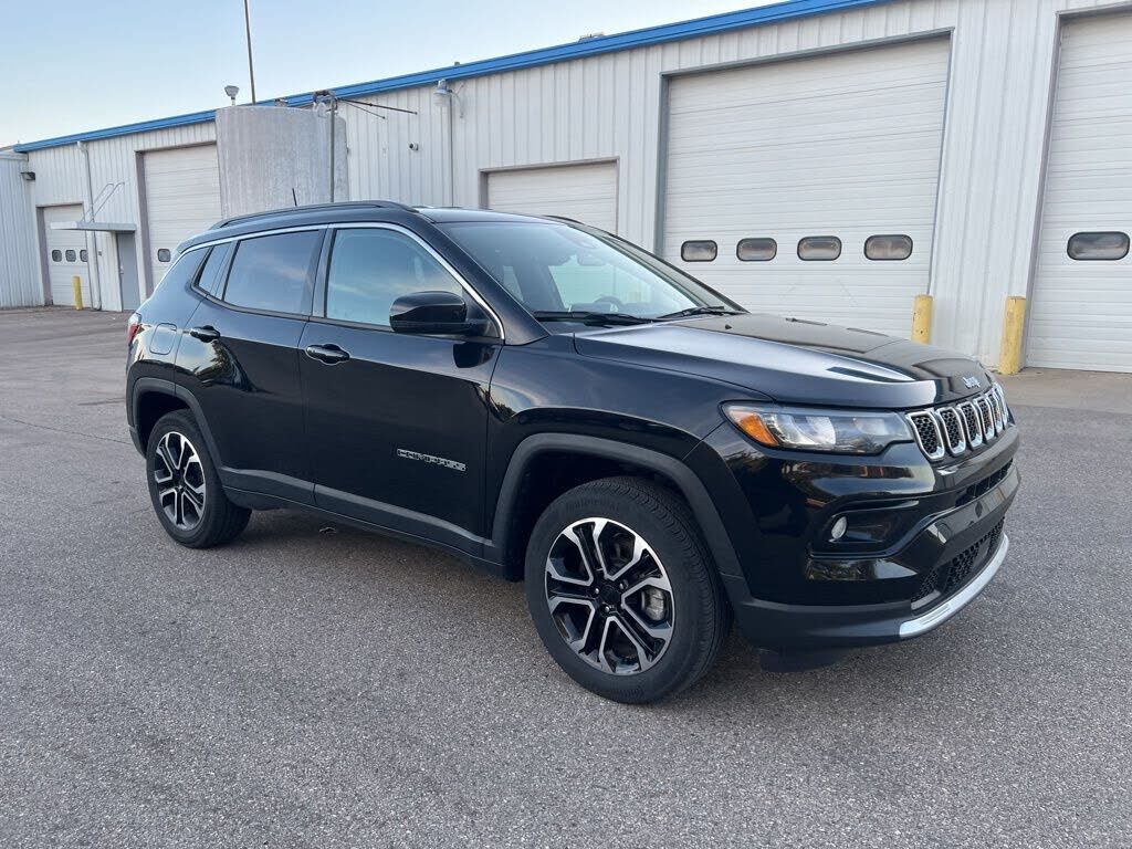 2023 JEEP Compass