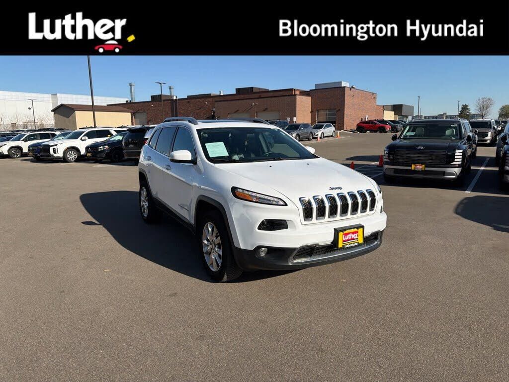 2017 JEEP Cherokee