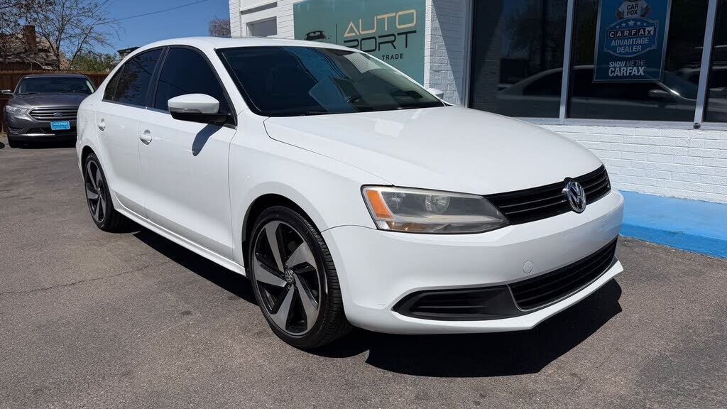 2014 VOLKSWAGEN Jetta