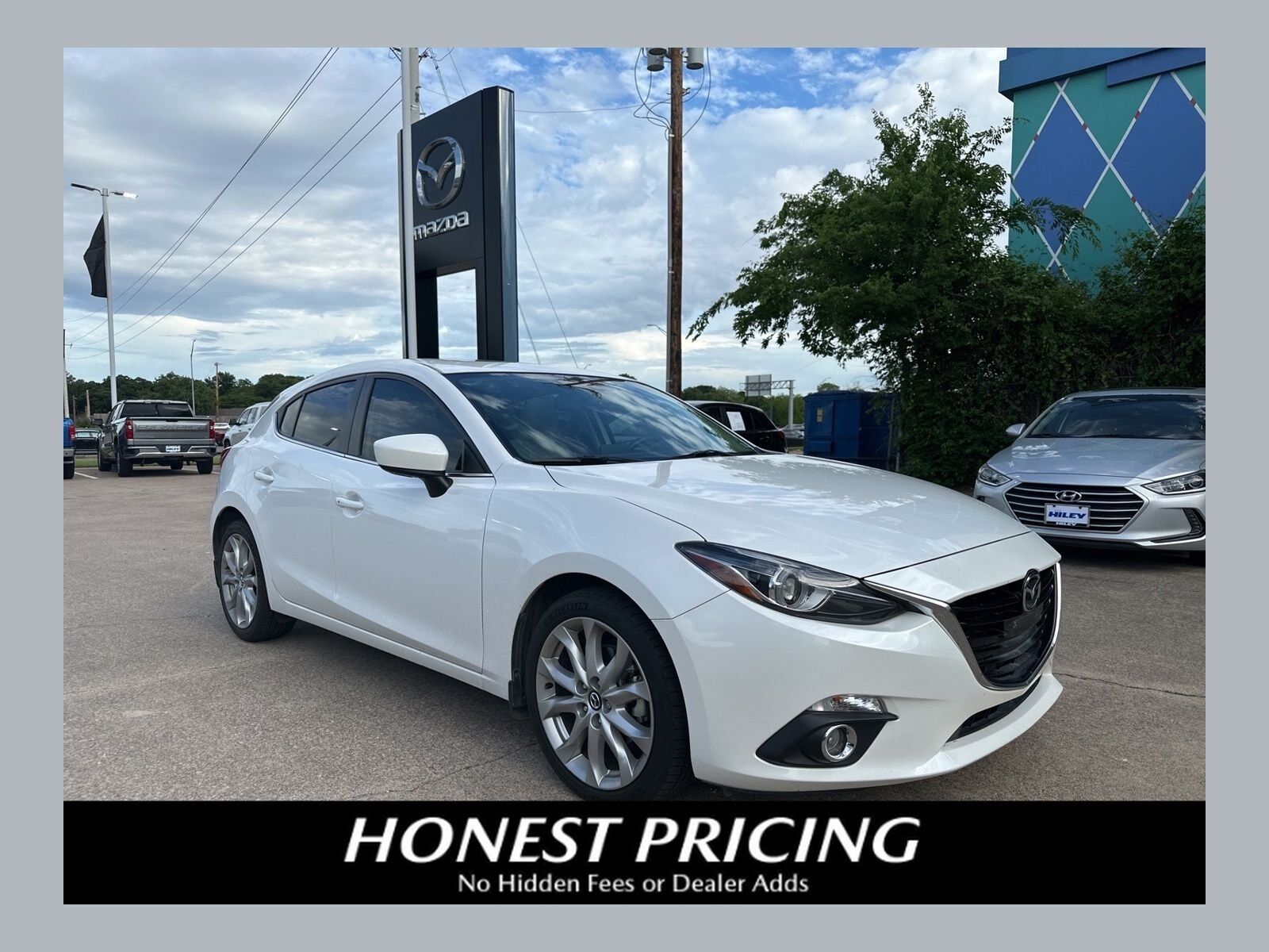 2016 MAZDA Mazda3