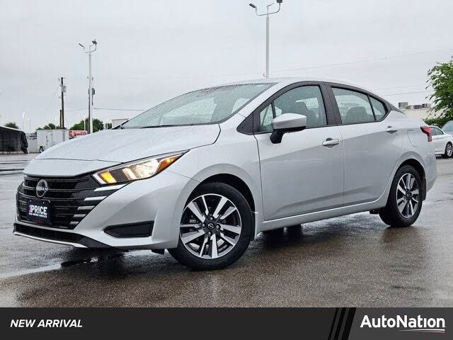 2024 NISSAN Versa