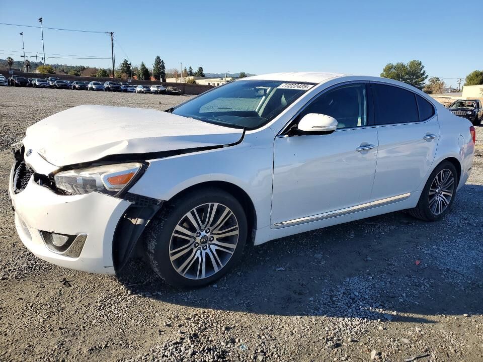 2015 KIA Cadenza