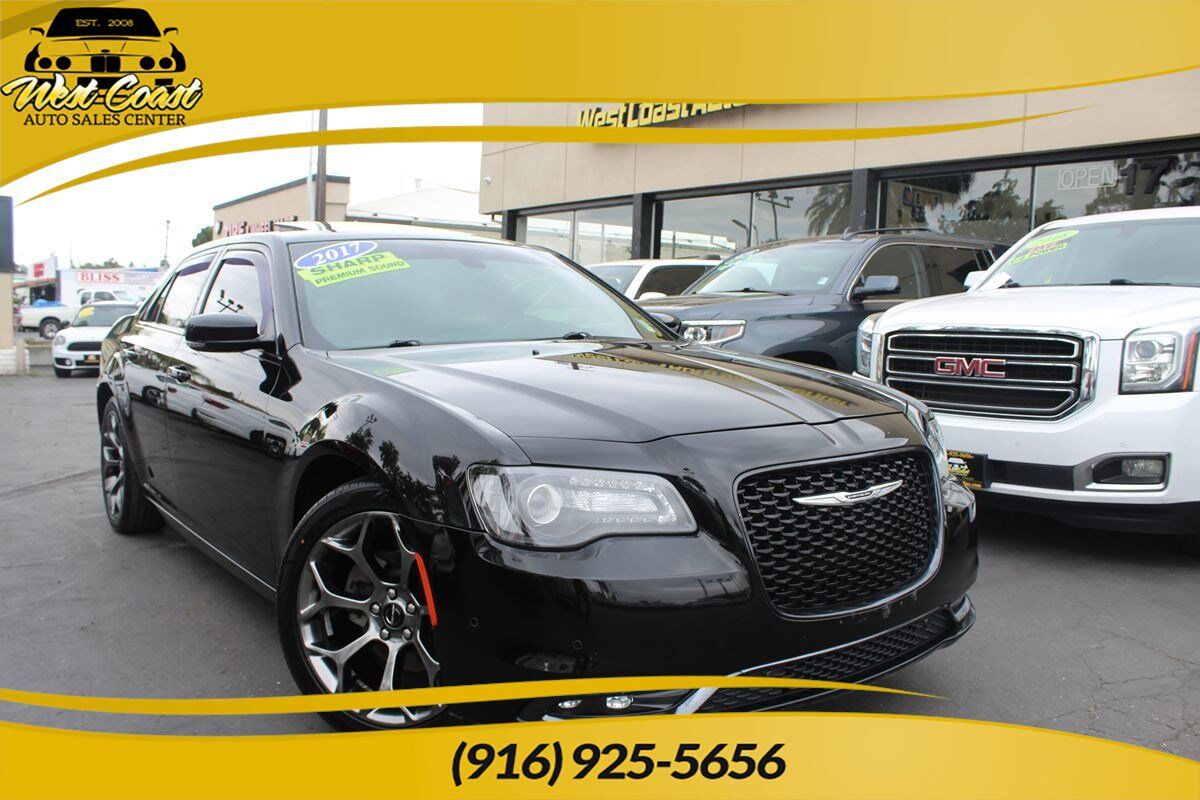 2017 CHRYSLER 300