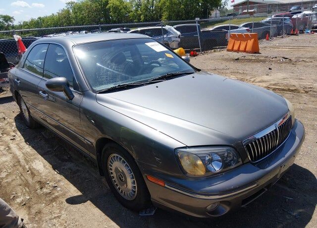 2001 HYUNDAI XG300