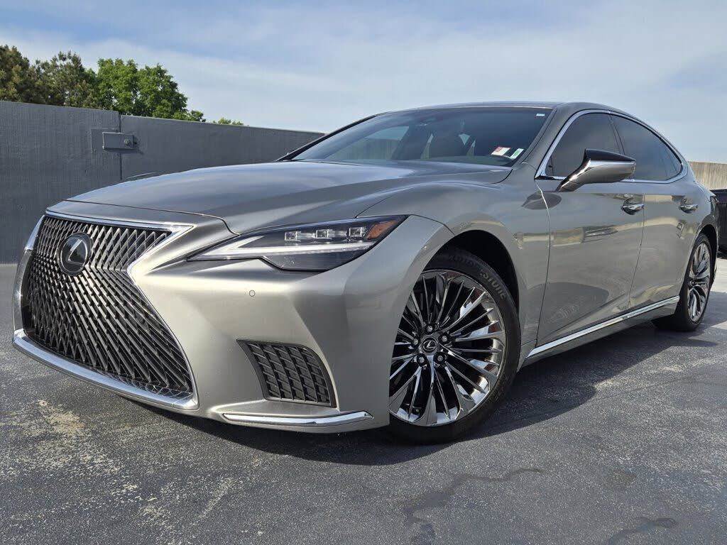 2023 LEXUS LS
