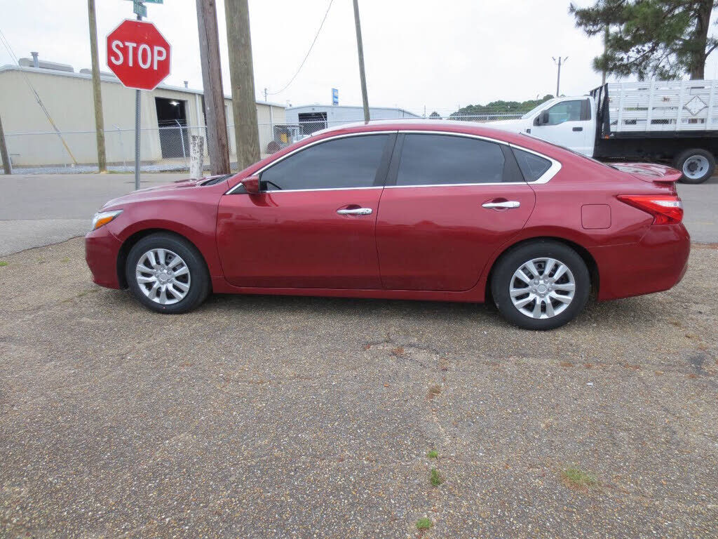 2016 NISSAN Altima