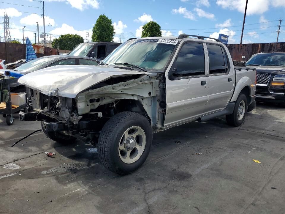 2004 FORD Explorer