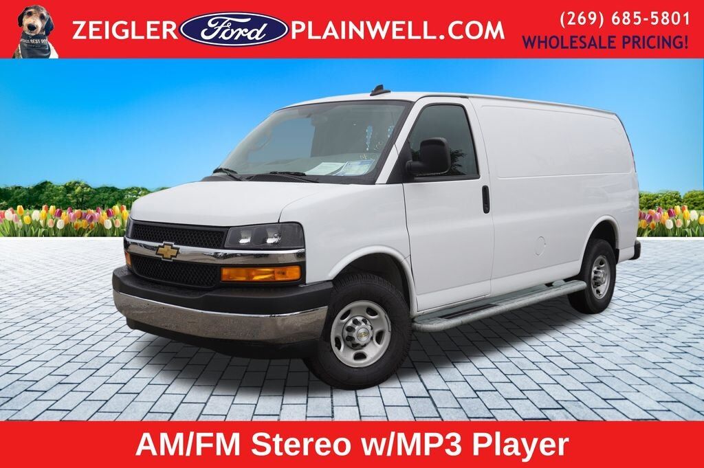2024 CHEVROLET Express