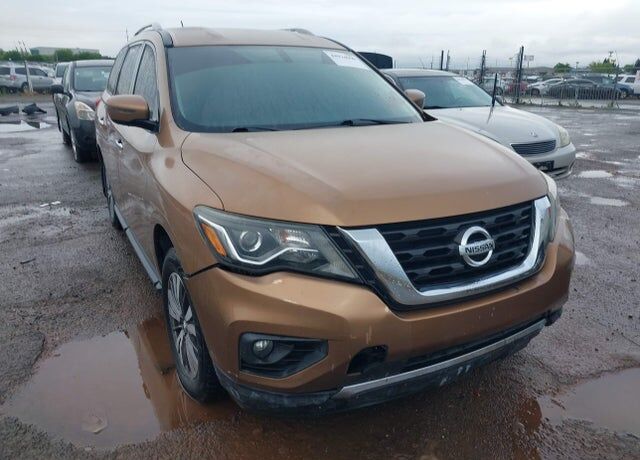 2017 NISSAN Pathfinder