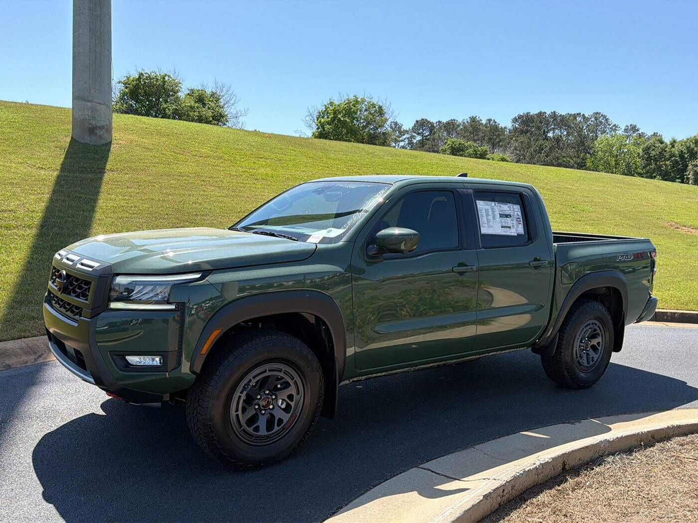 2026 NISSAN Frontier