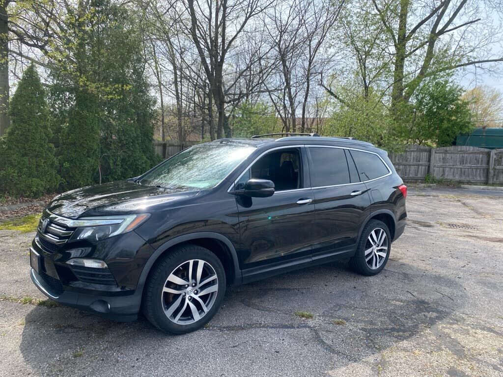 2017 HONDA Pilot