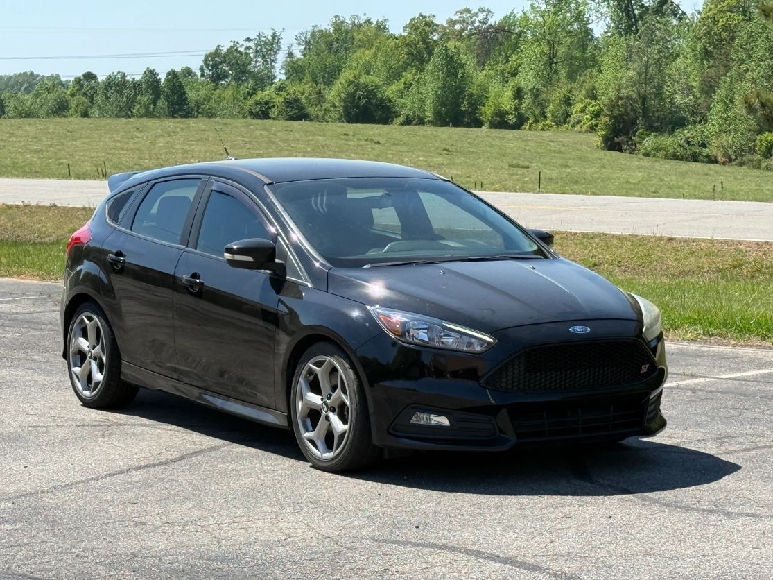 2016 FORD Focus
