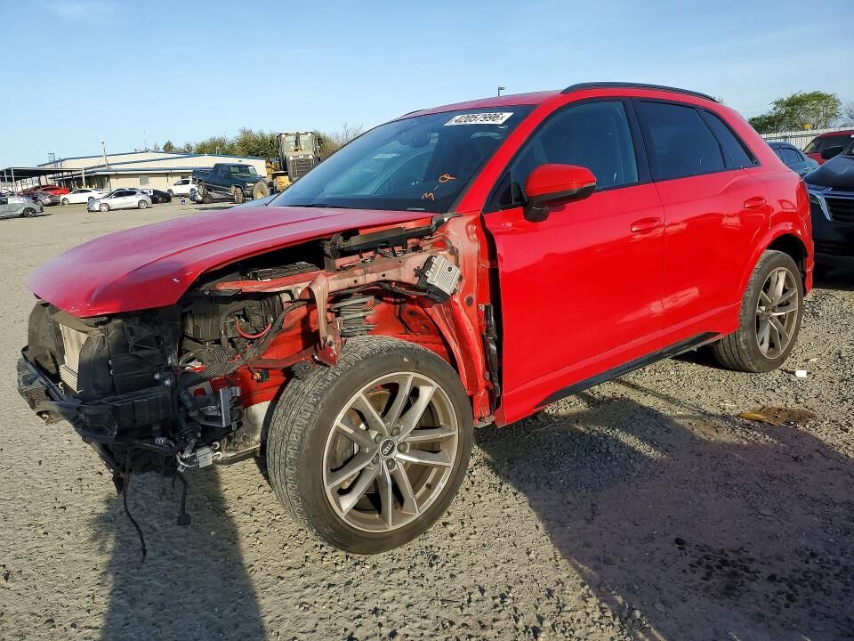 2022 AUDI Q3