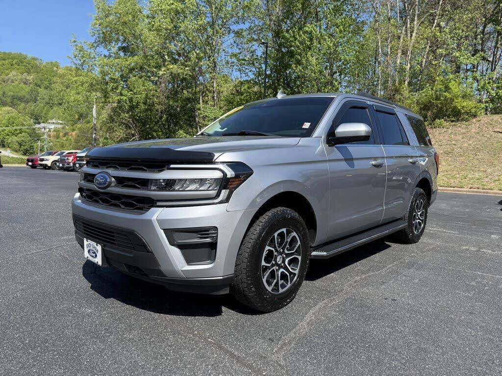 2022 FORD Expedition