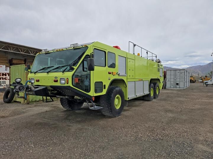 2005 OSHKOSH T / P-19 / Striker Series