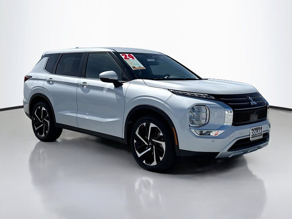 2024 MITSUBISHI Outlander