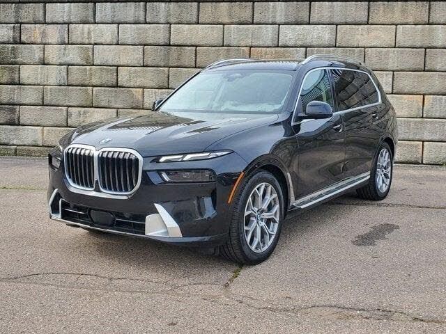 2025 BMW X7