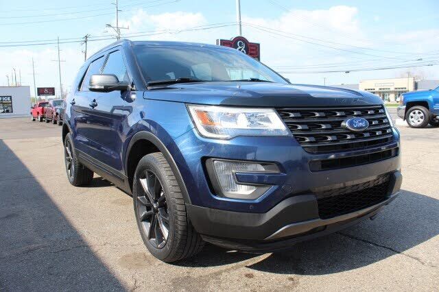 2017 FORD Explorer