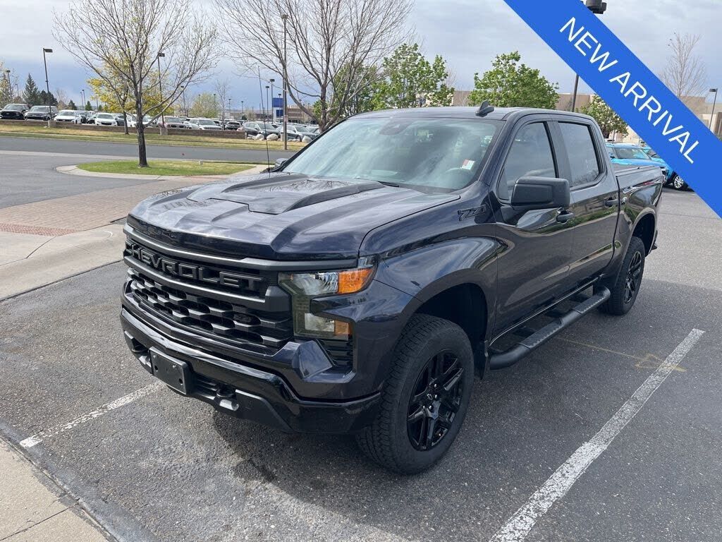 2024 CHEVROLET Silverado