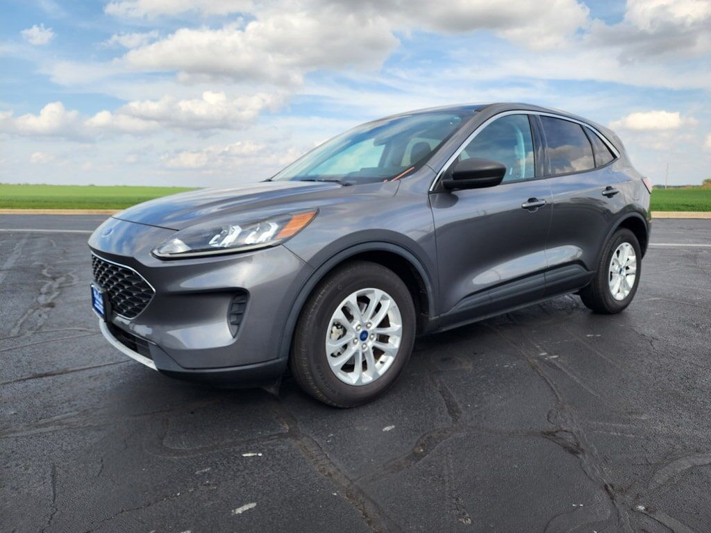 2022 FORD Escape