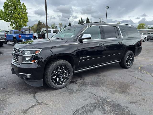 2019 CHEVROLET Suburban