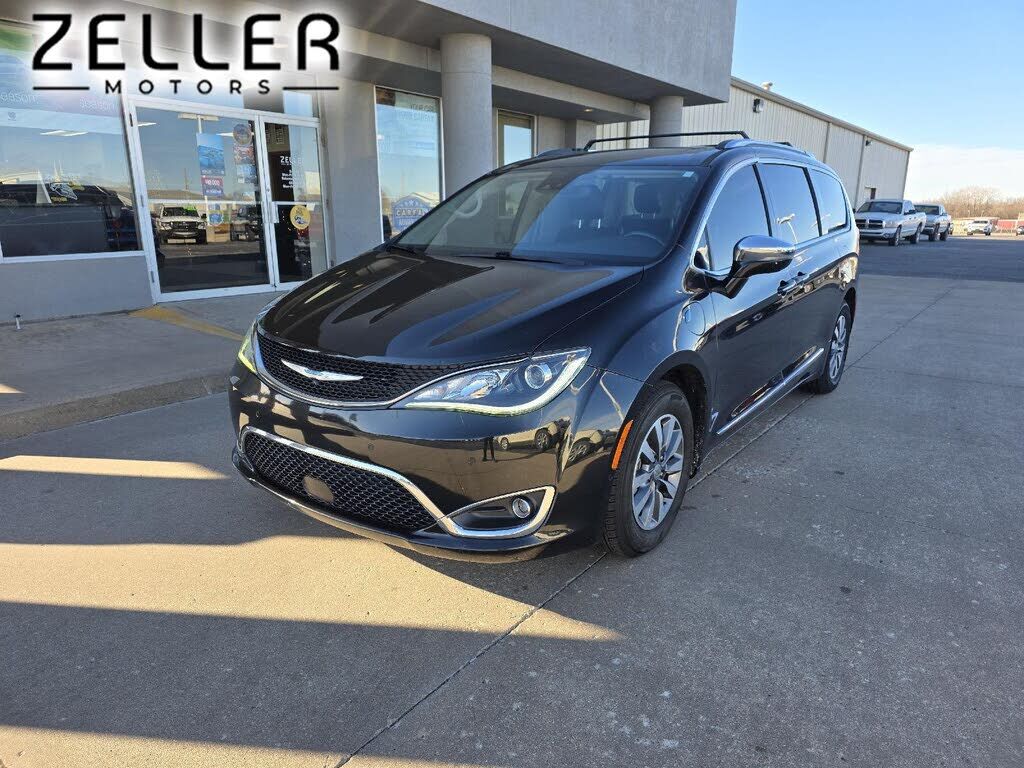 2020 CHRYSLER Pacifica