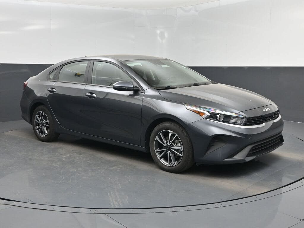 2024 KIA Forte